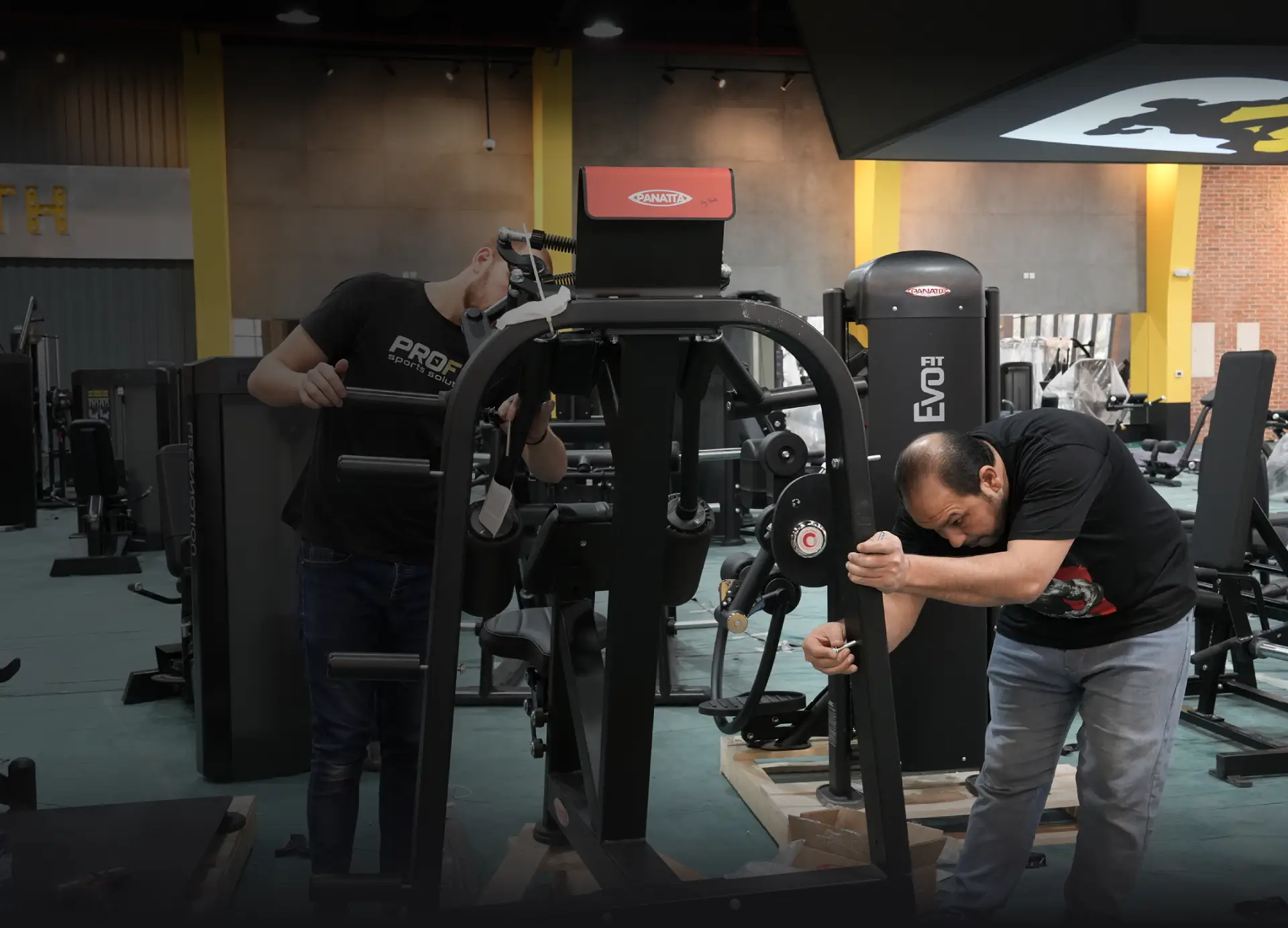 خدمات التركيب والصيانة